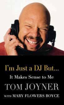 Бумажная книга «I'm Just a DJ But...It Makes Sense to Me», автор Том Джойнер - фото №1 - миниатюра