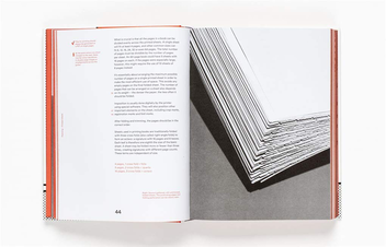 Бумажная книга «Bookbinding. The Complete Guide to Folding, Sewing and Binding», авторов Франциска Морлок, Мириам Вашелевськи - фото №12 - миниатюра