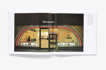 Бумажная книга «Milton Glaser. Graphic Design», автор Милтон Глейзер - фото №9 - миниатюра