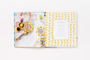 Бумажная книга «Stamp Stencil Paint. Making Extraordinary Patterned Projects by Hand», автор Анна Джойс - фото №8 - миниатюра