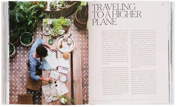 Паперова книга «Bon Voyage. Boutique Hotels for the Conscious Traveler», автор Клара Ле Форт - фото №6 - мініатюра