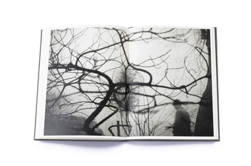 Бумажная книга «Sergio Larrain. London. 1959», автор Роберто Боланьо - фото №7 - миниатюра