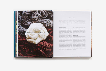 Паперова книга «Slow Knitting. A Journey from Sheep to Skein to Stitch», автор Ханна Тіссен - фото №10 - мініатюра