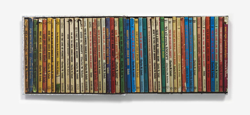 Бумажная книга «Only What's Necessary 70th Anniversary Edition: Charles M. Schulz and the Art of Peanuts», автор Чип Кидд - фото №10 - миниатюра
