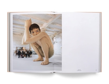 Паперова книга «Ron Mueck», авторів Петер Слотердайк, Роберт Розенблюм, Роберт Сторр, Філ Мьюс, Рон Мьюєк, Джастин Патон - фото №12 - мініатюра