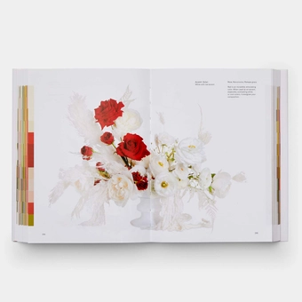 Паперова книга «Flower Colour Theory », авторів Деррок Патнем, Майкл Патнем - фото №4 - мініатюра