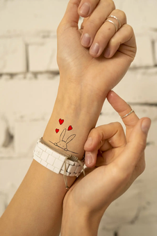 «Тимчасове тату Tattooshka Люблячий зайчик (HC-251)», бренда Tattooshka - фото №4 - миниатюра
