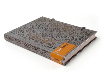  «Записная книжка Paperblanks Серебряная филигрань Натураль средняя нелинованная (PB1930-5)», бренда Paperblanks - фото №2 - миниатюра