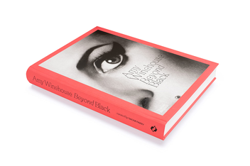 Бумажная книга «Amy Winehouse. Beyond Black», автор Наоми Пэрри - фото №5 - миниатюра