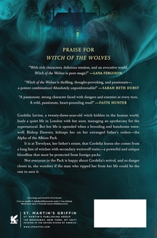 Паперова книга «Witch of the Wolves», автор Кейлі Арчер - фото №2 - мініатюра