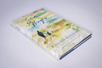 Бумажная книга «Sea Prayer», автор Халед Хоссейни - фото №3 - миниатюра