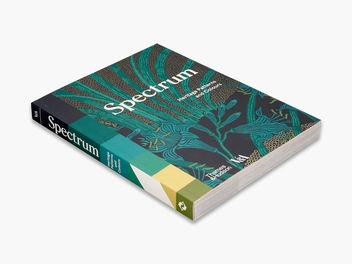 Паперова книга «Spectrum. Heritage Patterns and Colours» - фото №2 - мініатюра