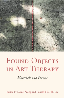 Бумажная книга «Found Objects in Art Therapy» - фото №1 - миниатюра
