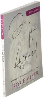 Бумажная книга «Do It Afraid Study Guide. Study Guide. Embracing Courage in the Face of Fear», автор Джойс Майер - фото №3 - миниатюра