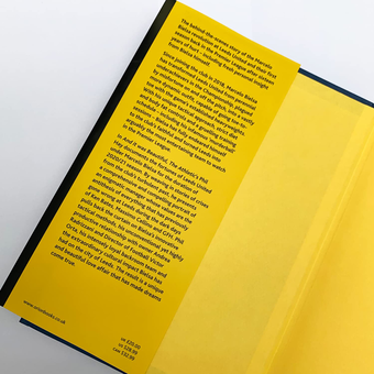 Бумажная книга «And it was Beautiful. Marcelo Bielsa and the Rebirth of Leeds United», автор Фил Хэй - фото №2 - миниатюра