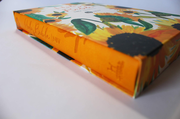 Паперова книга «NIV Larger Print Soft-tone Bible» - фото №5 - мініатюра