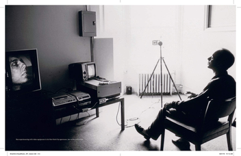 Бумажная книга «Brian Eno. Visual Music», автор Кристофер Скоутс - фото №2 - миниатюра