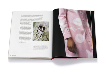 Паперова книга «Marimekko. The Art of Printmaking», авторів Марімекко, Лерд Борреллі-Перссон - фото №4 - мініатюра