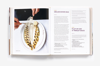 Бумажная книга «The British Table: A New Look at the Traditional Cooking of England, Scotland, and Wales», авторов Колман Эндрюс, Кристофер Хершемер - фото №7 - миниатюра