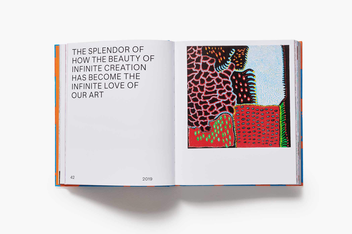Бумажная книга «Yayoi Kusama. Every Day I Pray for Love», автор Яёи Кусама - фото №7 - миниатюра