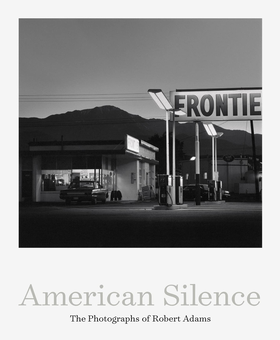 Бумажная книга « American Silence. The Photographs of Robert Adams», автор Сара Гриноу - фото №2 - миниатюра