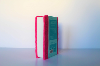 Паперова книга «NIV Pocket Fluffy Pink Bible» - фото №5 - мініатюра