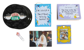 Паперова книга «Friends: The Official Advent Calendar 2021 Edition» - фото №3 - мініатюра