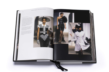 Бумажная книга «Chanel Catwalk. The Complete Collections», авторов Патрик Мориес, Аделия Сабатини - фото №6 - миниатюра