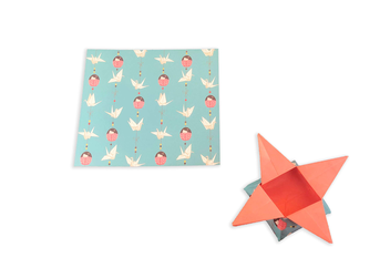 Паперова книга «Origami Paper. 200 sheets. Japanese Dolls. 15 cm» - фото №3 - мініатюра