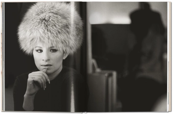 Паперова книга «Barbra Streisand: Steve Schapiro & Lawrence Schiller» - фото №3 - мініатюра