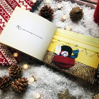 Бумажная книга «A Guinea Pig Night Before Christmas», авторов Клемент Кларк Мур, Тесс Ньюолл - фото №3 - миниатюра
