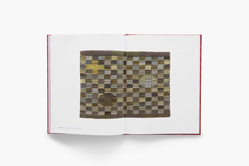 Паперова книга «Anni Albers», авторів Анні Альберс, Бренда Даніловіц, Таі Сміт - фото №9 - мініатюра