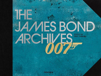 Бумажная книга «The James Bond Archives. “No Time To Die” Edition» - фото №1 - миниатюра