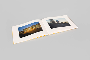 Бумажная книга «Harmony Korine and Juergen Teller. William Eggleston 414», авторов Юрген Теллер, Хармони Корин - фото №7 - миниатюра