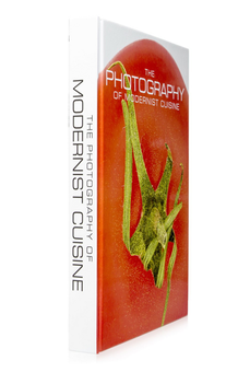Бумажная книга «Photography of Modernist Cuisine», автор Натан Мирволд - фото №2 - миниатюра