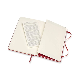  «Блокнот Moleskine Classic Medium Клетка Красный (QP051F2)», бренда Moleskine - фото №4 - миниатюра