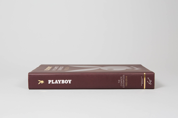 Паперова книга «Playboy. The Complete Centrefolds», автор Г'ю Гефнер - фото №5 - мініатюра
