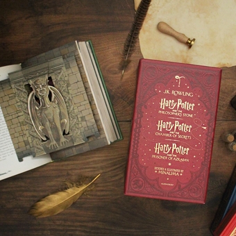 Паперова книга «Harry Potter 1-3 Box Set: MinaLima Edition», автор Джоан Ролінґ - фото №5 - мініатюра