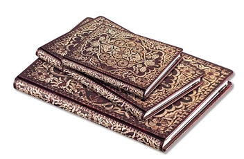  «Записная книжка Paperblanks Расшитое великолепие Роза карманная в линию (PB1207-8)», бренда Paperblanks - фото №4 - миниатюра