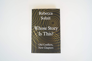Бумажная книга «Whose Story Is This?», автор Ребекка Солнит - фото №5 - миниатюра