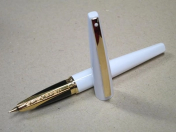 «Чорнильна ручка Sheaffer TARANIS White Lightning GT FP M (Sh944204)», бренду Sheaffer - фото №3 - мініатюра