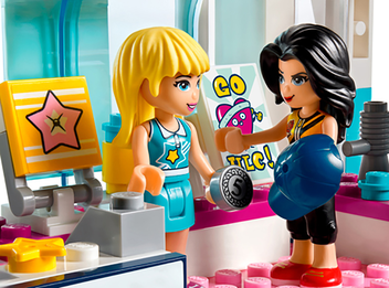  «Конструктор LEGO Friends Стадион Стефани 460 деталей (41338)», бренда LEGO - фото №3 - миниатюра