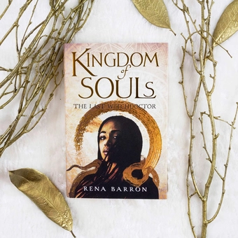 Бумажная книга « Kingdom of Souls», автор Рена Баррон - фото №2 - миниатюра