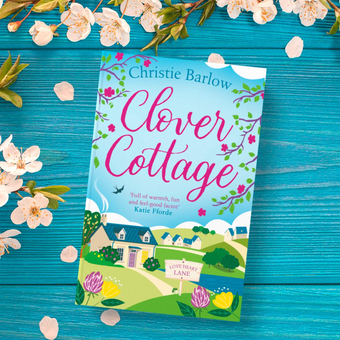 Бумажная книга «Clover Cottage», автор Кристи Барлоу - фото №5 - миниатюра