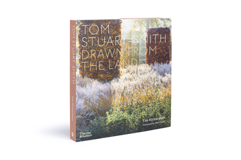 Бумажная книга «Tom Stuart-Smith. Drawn from the Land», автор Тим Ричардсон - фото №4 - миниатюра