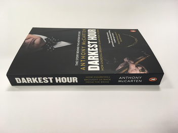 Бумажная книга «Darkest Hour: How Churchill Brought us Back from the Brink», автор Энтони Маккартен - фото №2 - миниатюра