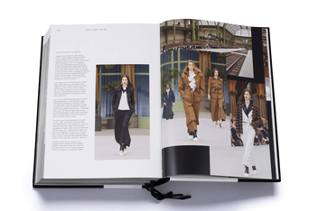 Бумажная книга «Chanel Catwalk. The Complete Collections», авторов Патрик Мориес, Аделия Сабатини - фото №7 - миниатюра