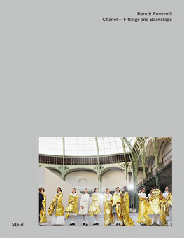 Бумажная книга «Benoit Peverelli. Chanel. Fitting and Backstage» - фото №2 - миниатюра
