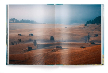 Бумажная книга «The Sound of Mountains», автор Гуэрел Сахин - фото №6 - миниатюра