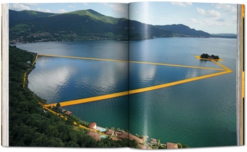 Паперова книга «Christo and Jeanne-Claude: The Floating Piers», автор Джонатан Вільям Генері - фото №3 - мініатюра